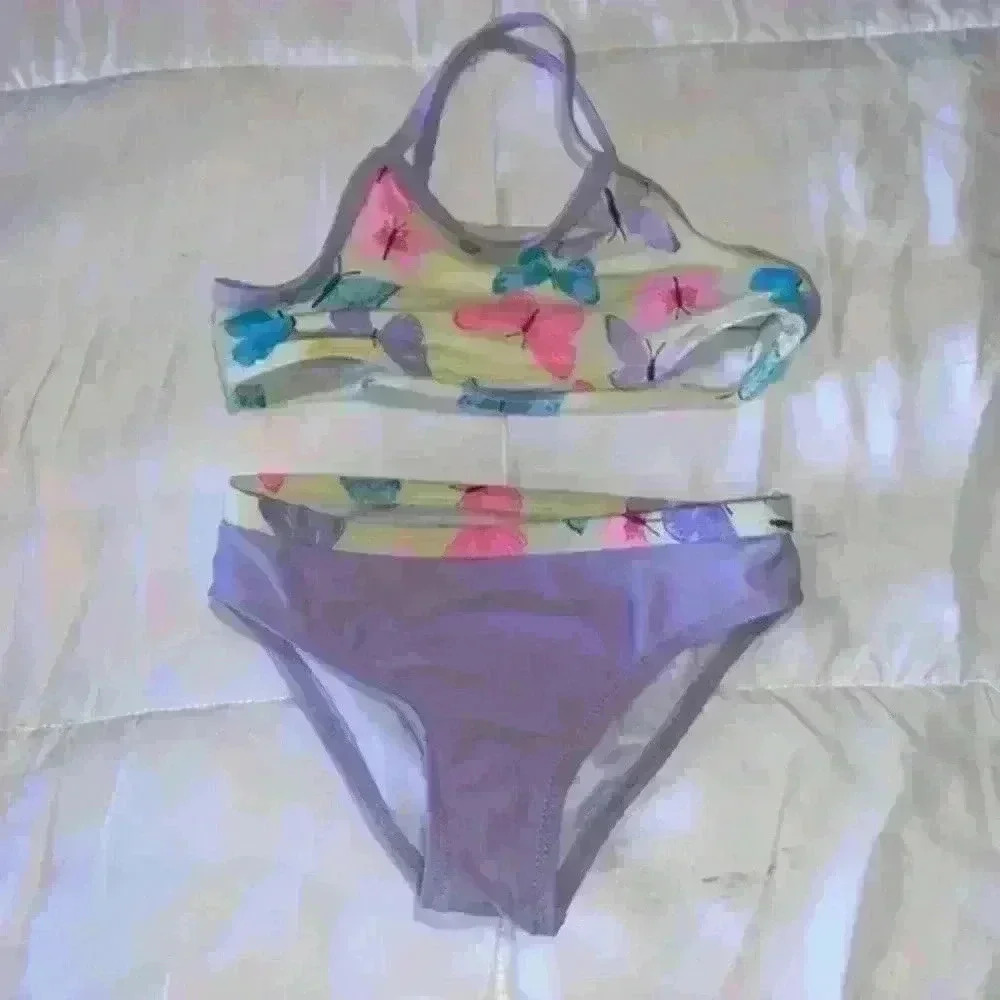 Toddler swimsuit size 4